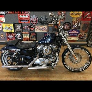 Meet your Posher, Blake